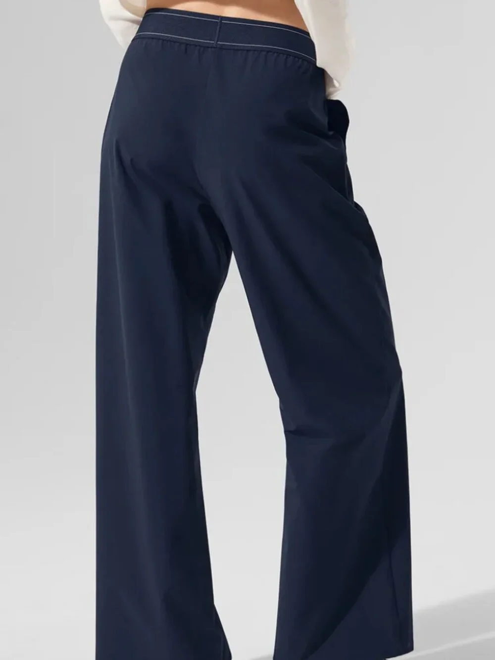 NWT🎄ALO Yoga Suit Up Trouser Navy Blue💙 (Regular)